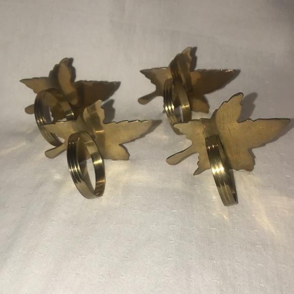 4 Brass Maple Leaf Napkin Rings - Picture 3 of 6